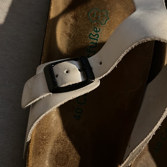 Comforfube sandals in white size 40 women’s excellent used condition - Picture 4 of 8